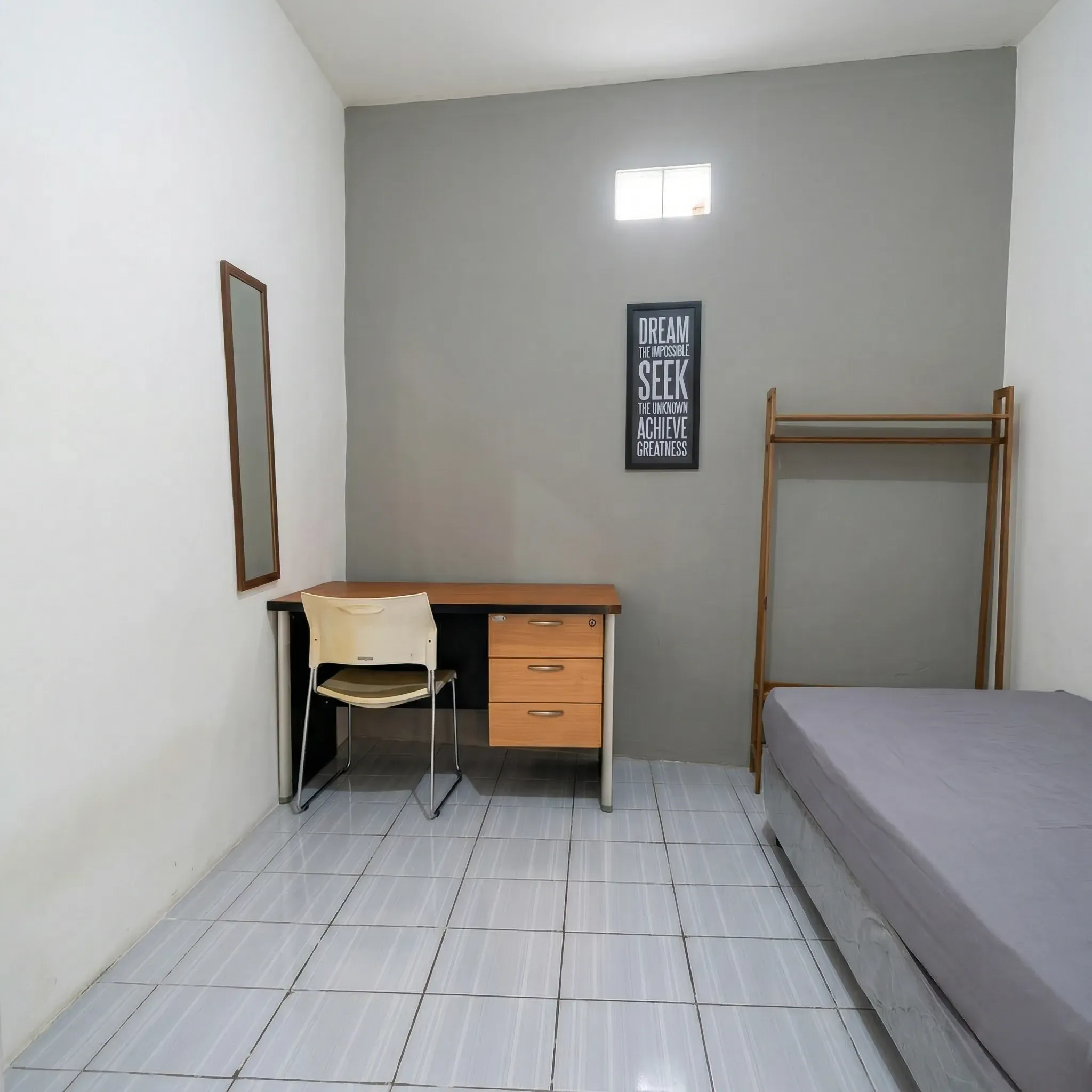 Foto galeri Urbano Kost Pagedangan 1