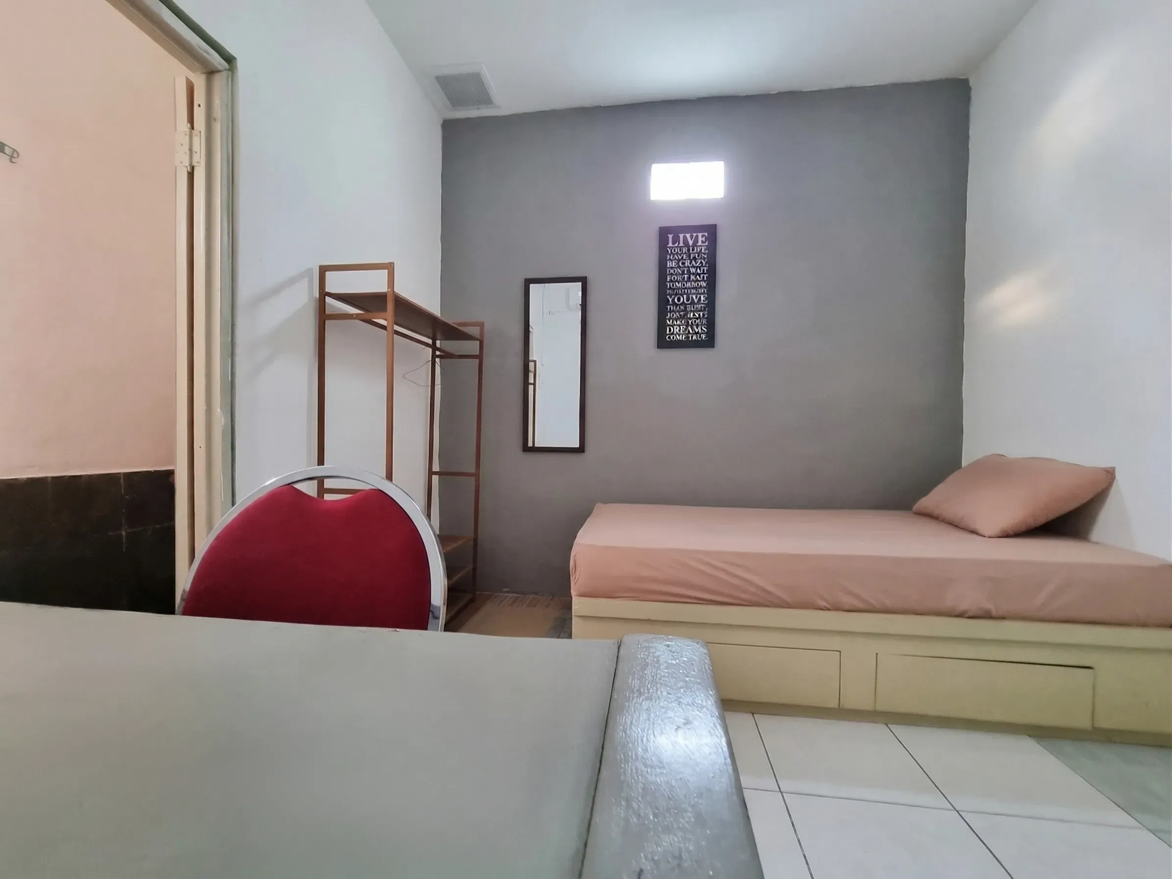 Foto Urbano Kost Pagedangan